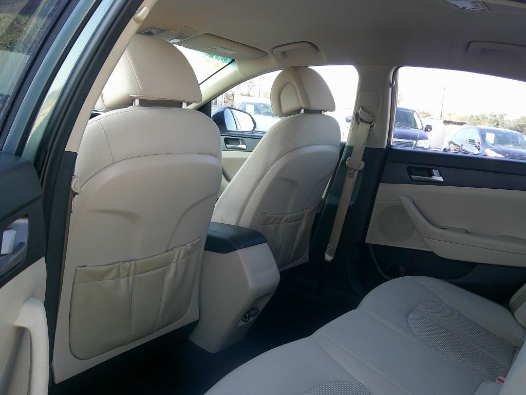 2017 Hyundai Sonata Image 8