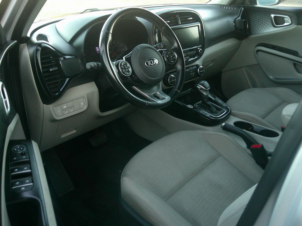 2020 Kia Soul Image 7