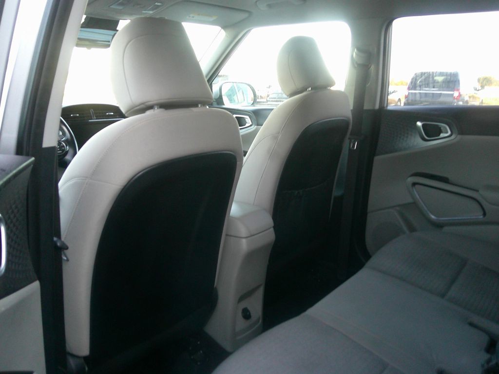 2020 Kia Soul Image 8