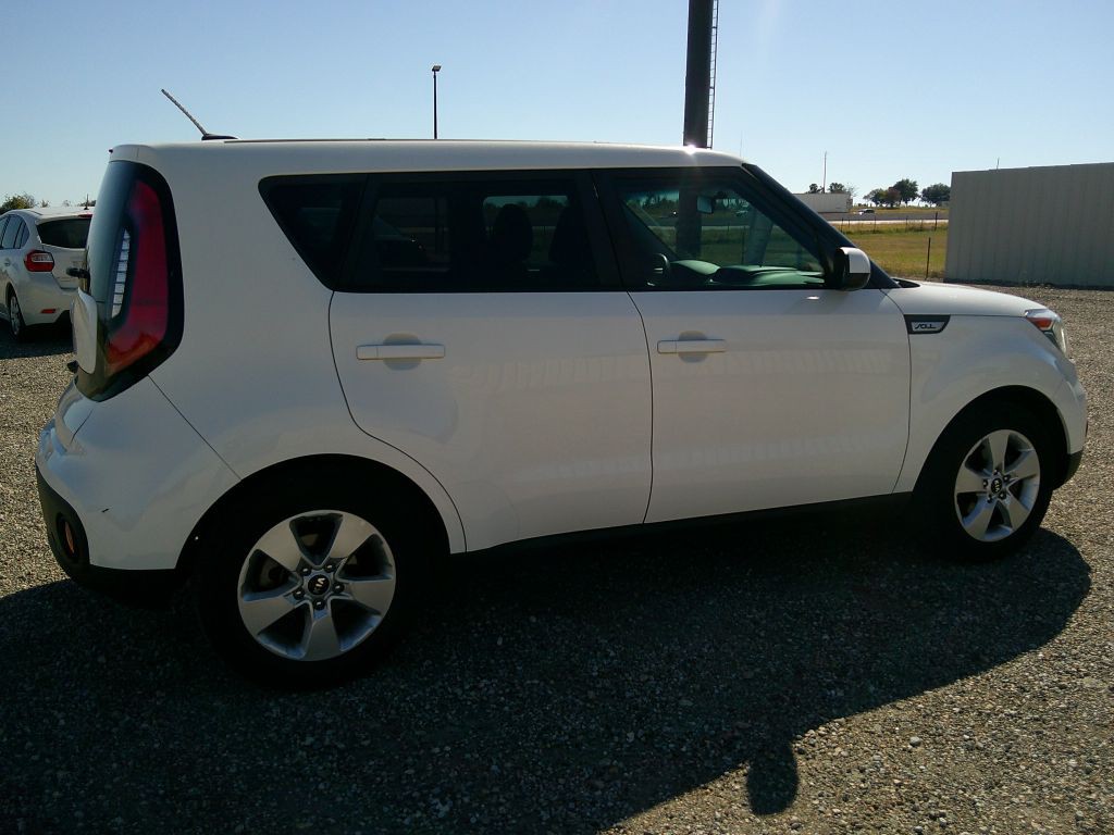 2019 Kia Soul Image 3