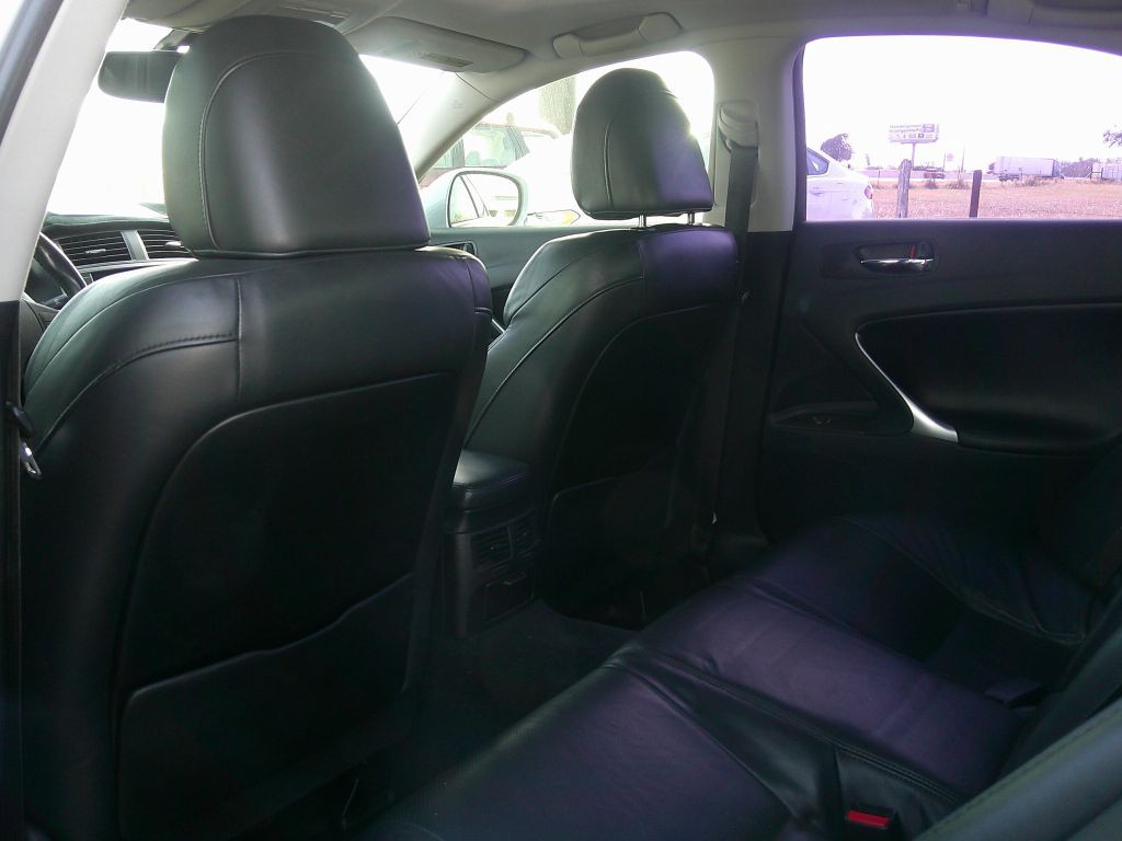 2007 Lexus IS Image 8