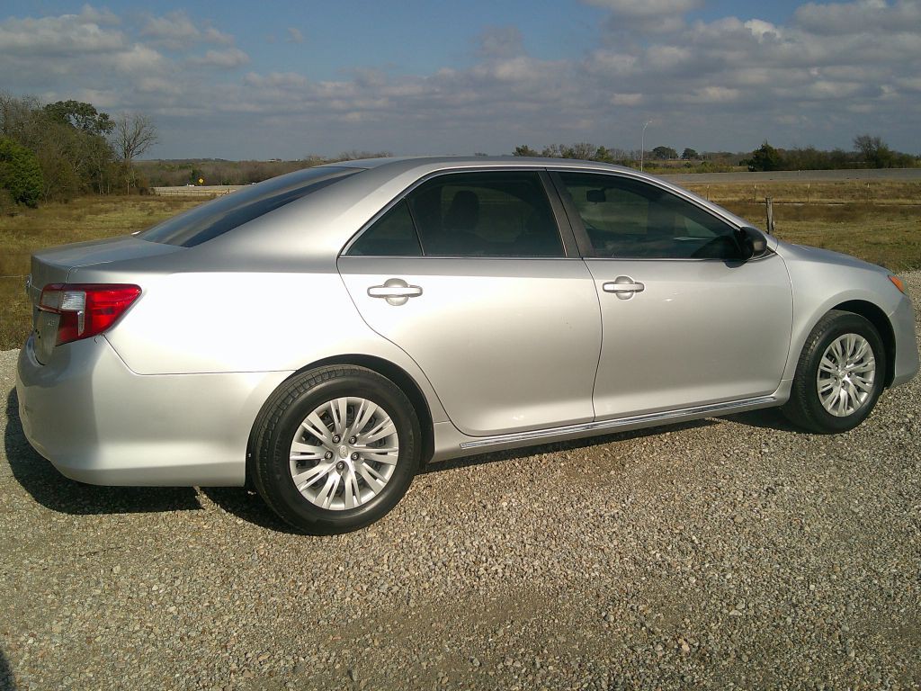 2013 Toyota Camry Image 3