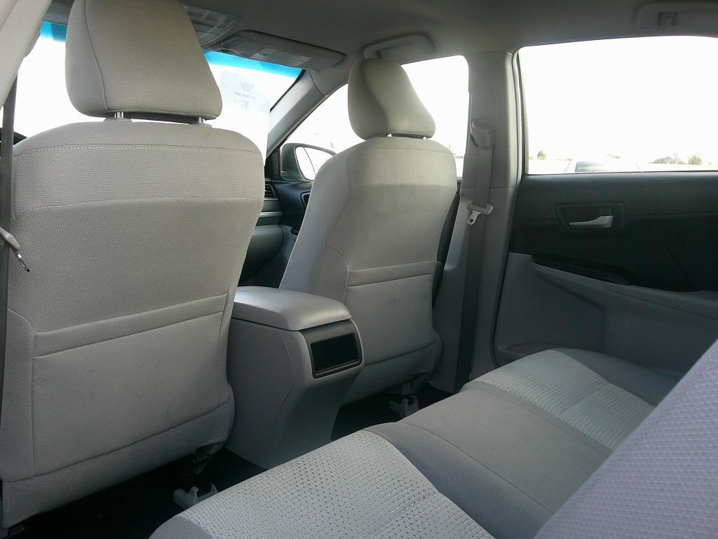 2013 Toyota Camry Image 8