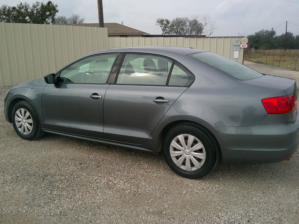 2013 Volkswagen Jetta Image 4