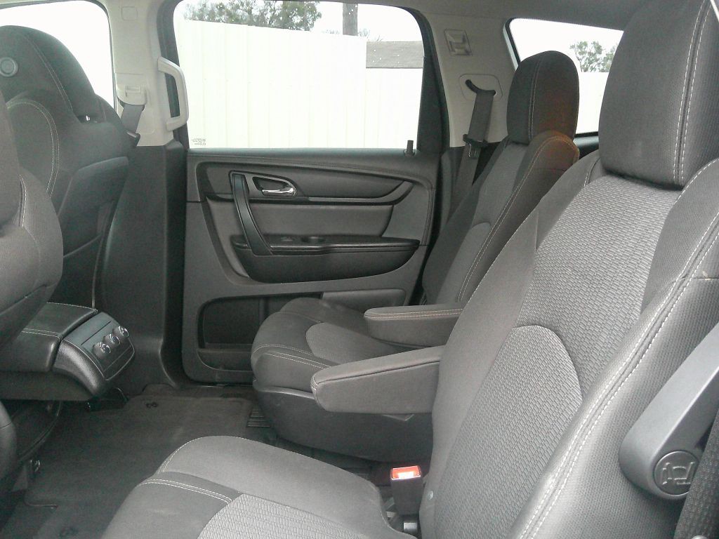 2017 Chevrolet Traverse Image 8