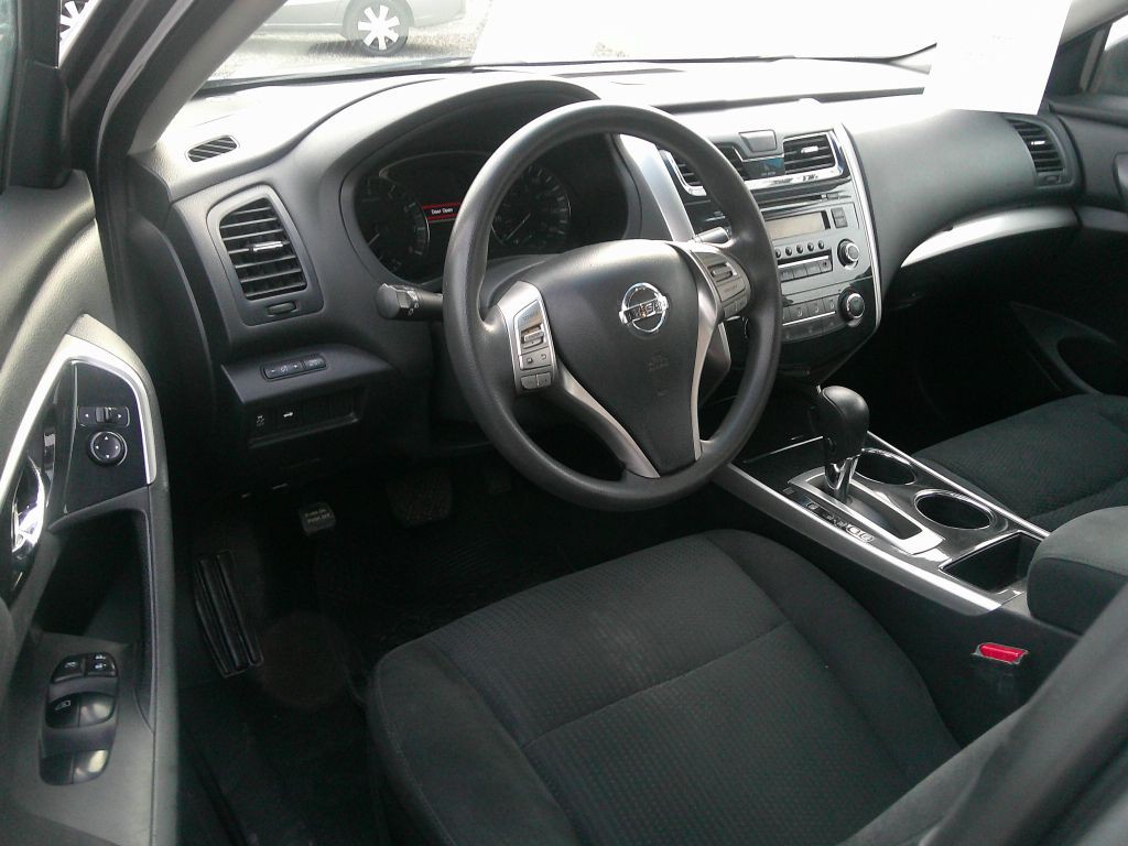 2014 Nissan Altima Image 7