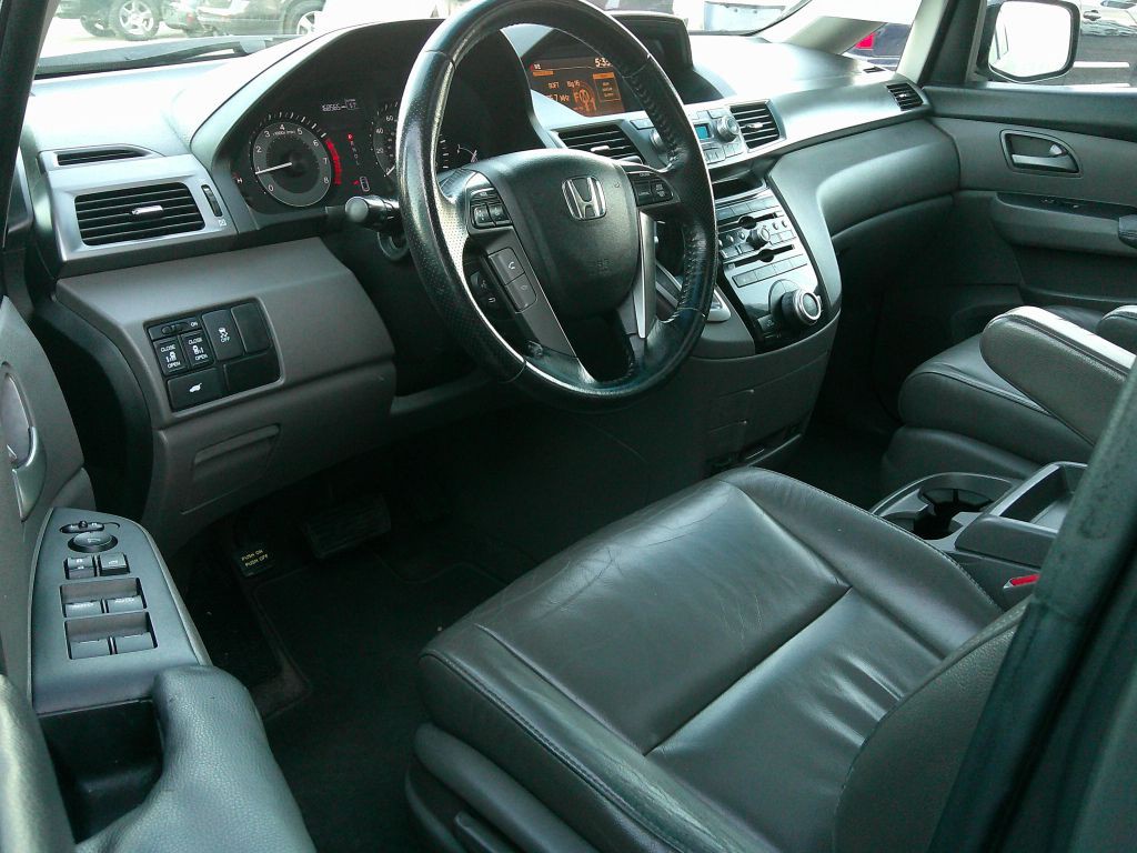 2012 Honda Odyssey Image 7