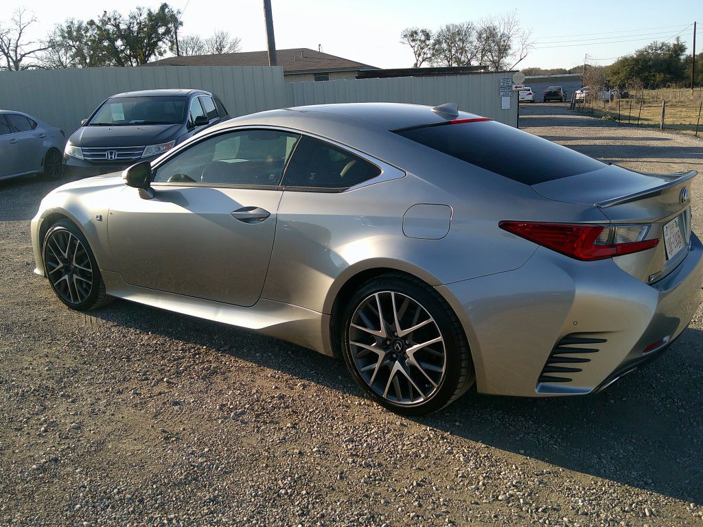 2017 Lexus RC Image 4