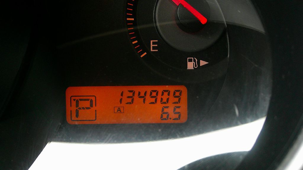 2008 Nissan Versa Image 5