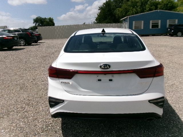 2021 Kia Forte Image 6