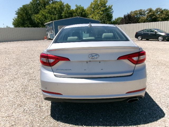 2016 Hyundai Sonata Image 6