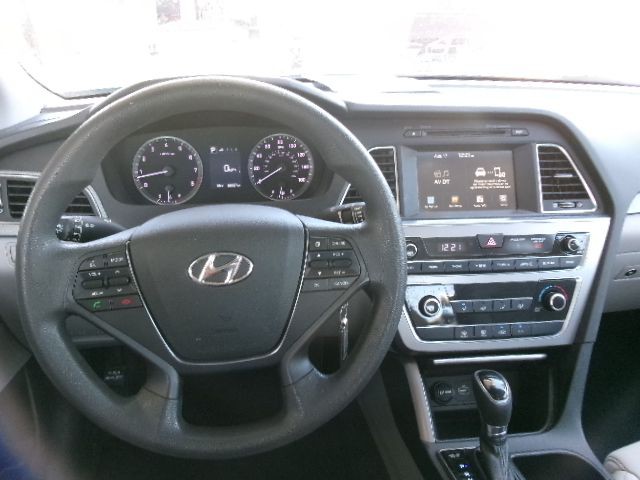 2016 Hyundai Sonata Image 8