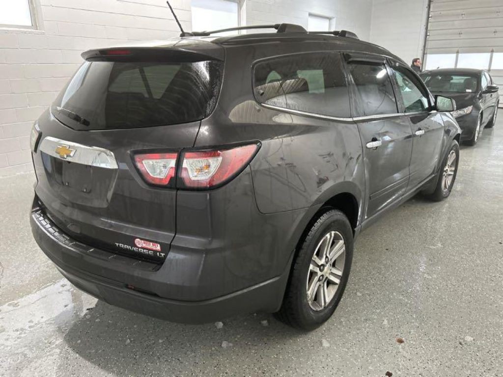 2015 Chevrolet Traverse Image 5