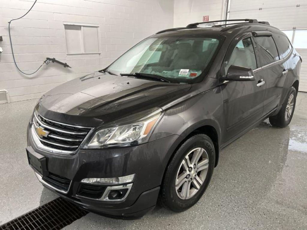 2015 Chevrolet Traverse Image 1