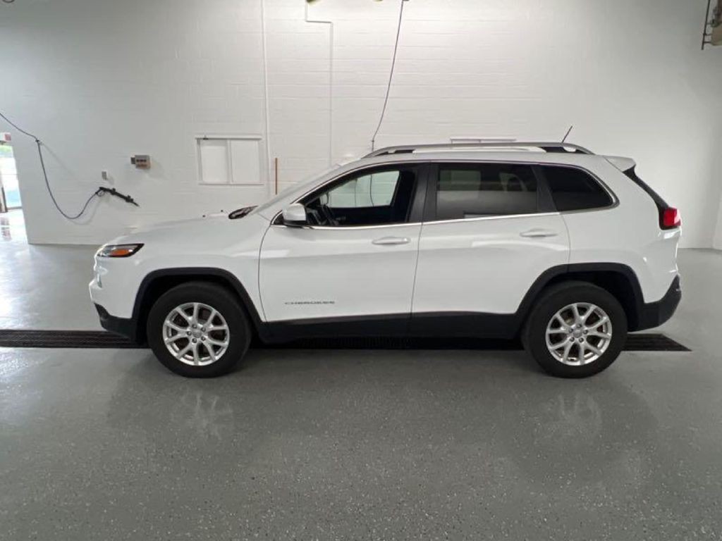2014 Jeep Cherokee Image 1