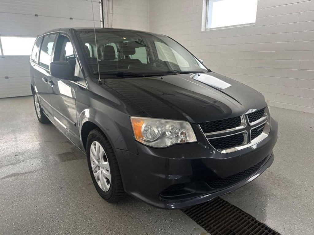 2014 Dodge Grand Caravan Image 2