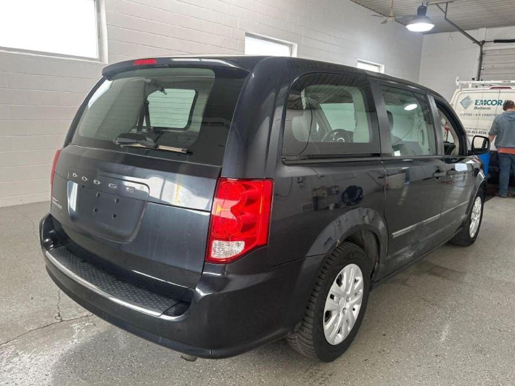 2014 Dodge Grand Caravan Image 3