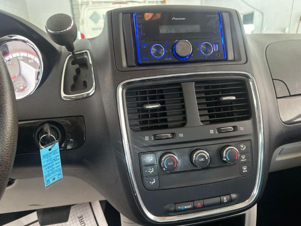 2014 Dodge Grand Caravan Image 12