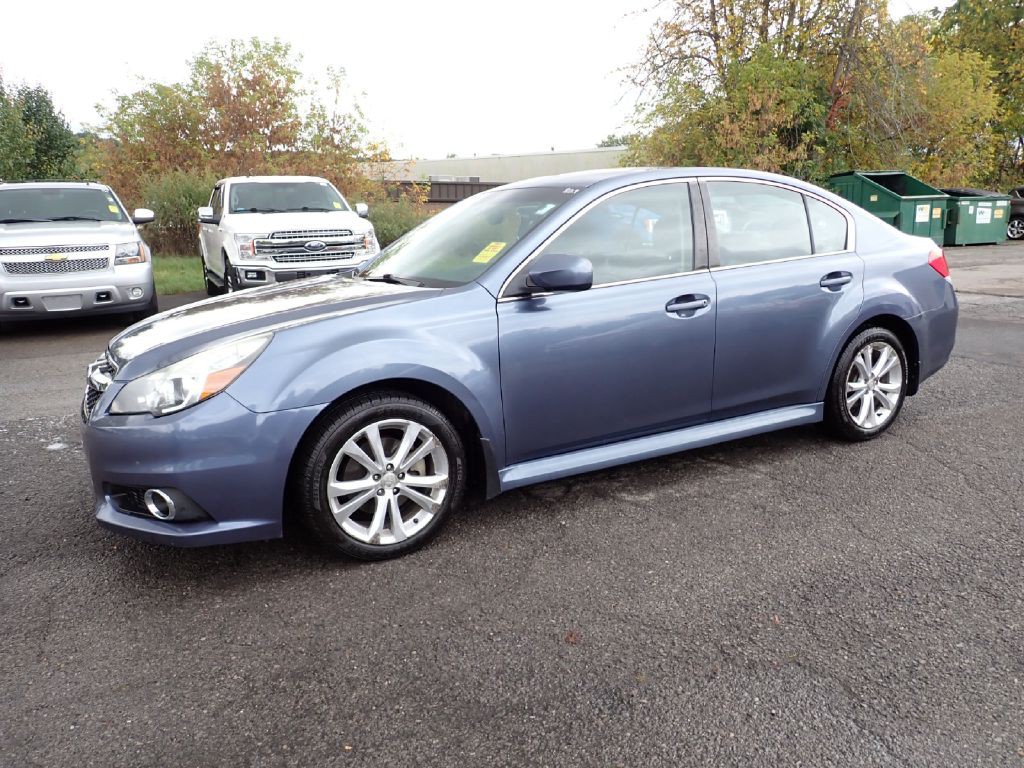 2014 Subaru Legacy Image 1