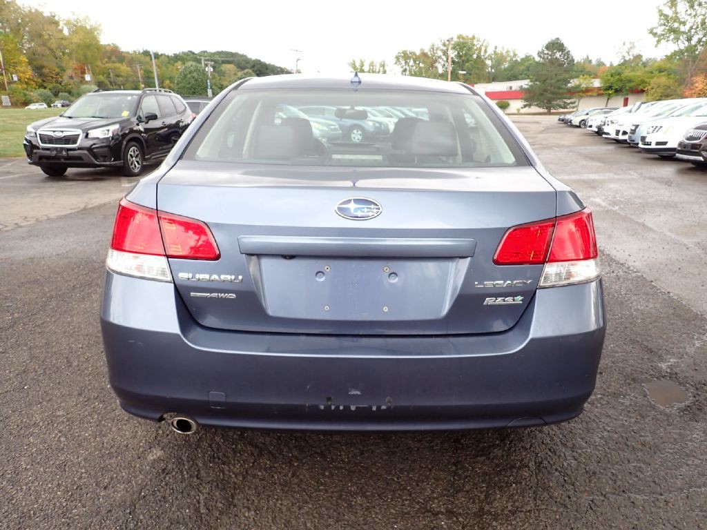 2014 Subaru Legacy Image 4
