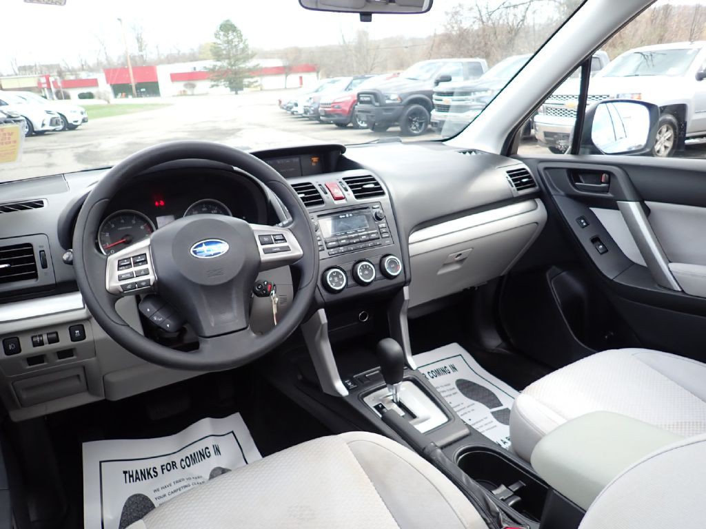 2014 Subaru Forester Image 8