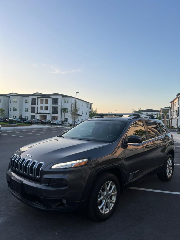 2014 Jeep Cherokee Image 2