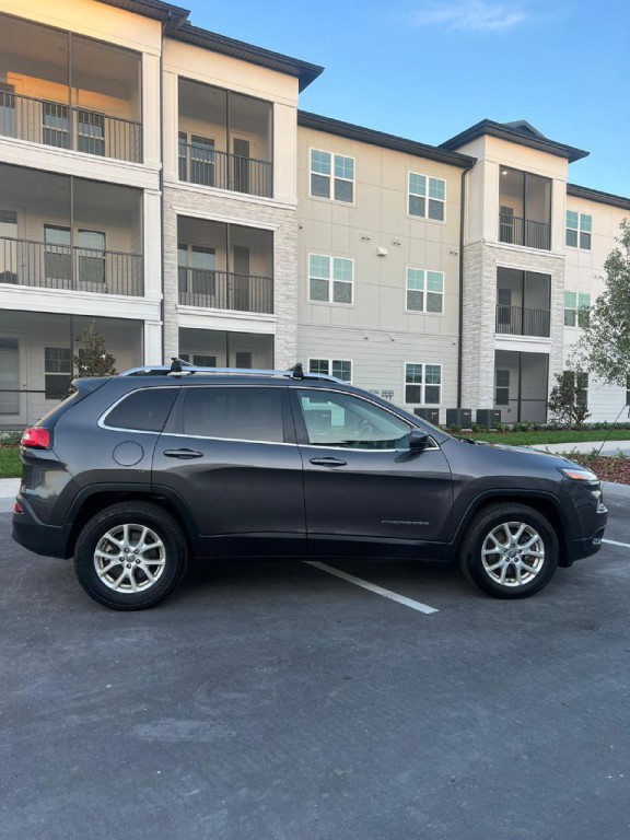 2014 Jeep Cherokee Image 6