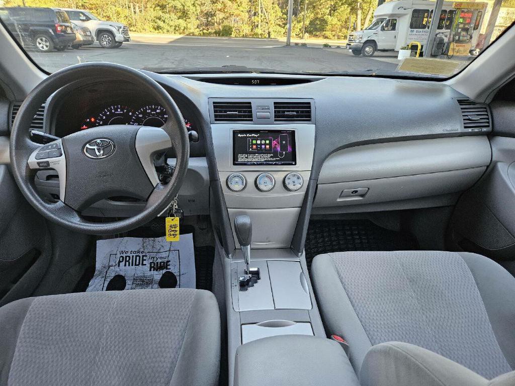 2010 Toyota Camry Image 16
