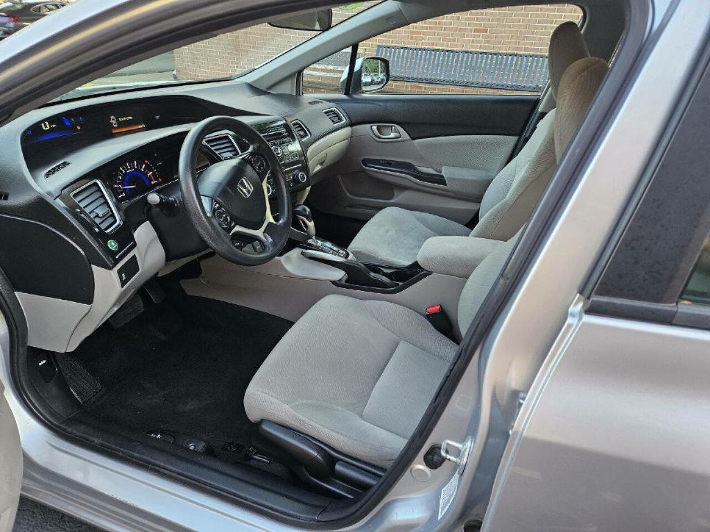 2013 Honda Civic Image 25