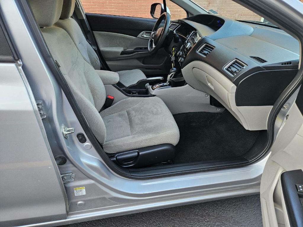 2013 Honda Civic Image 28
