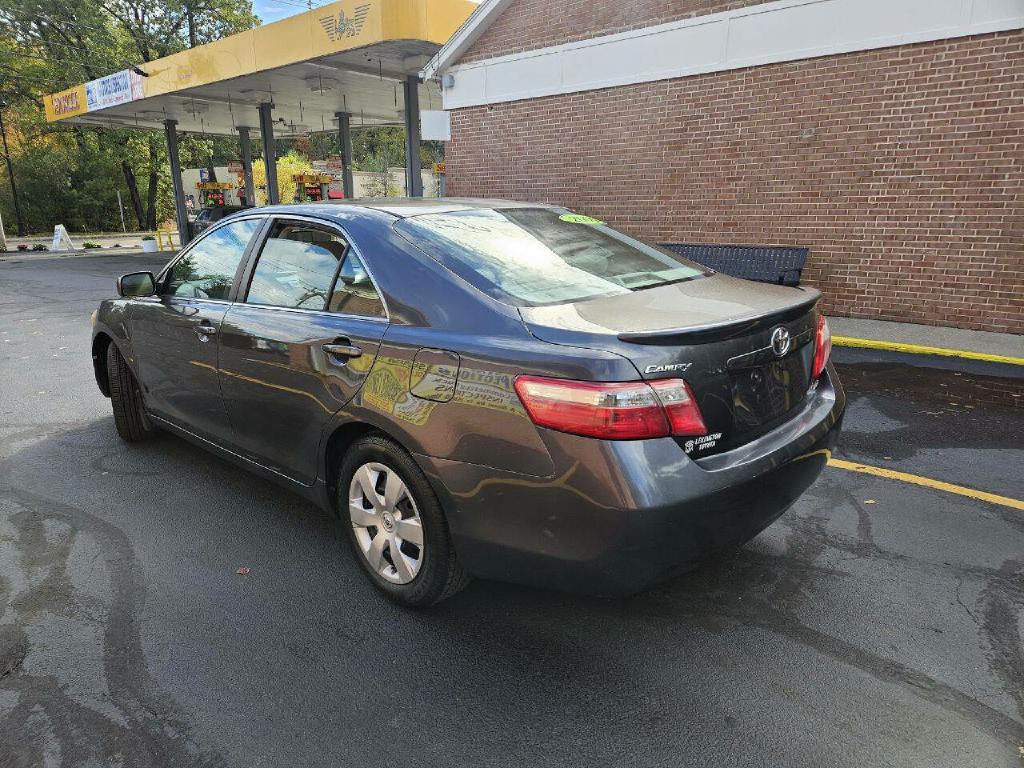 2009 Toyota Camry Image 5