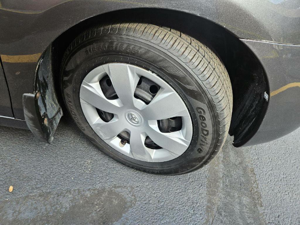 2009 Toyota Camry Image 12