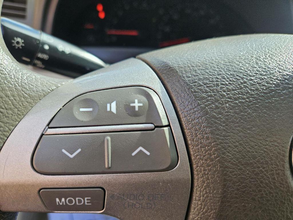 2009 Toyota Camry Image 25