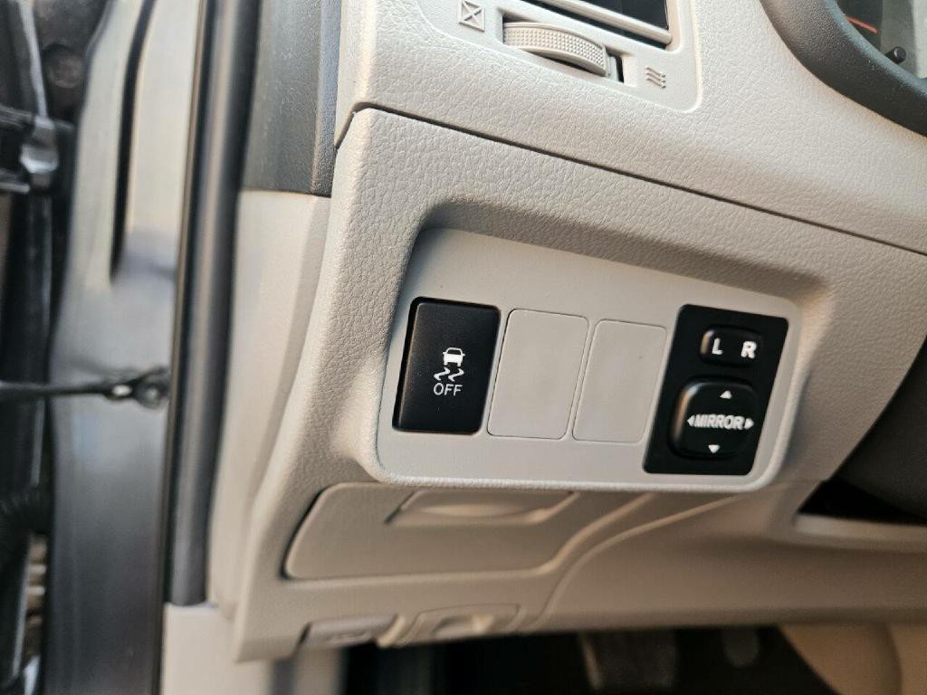 2012 Toyota Corolla Image 20