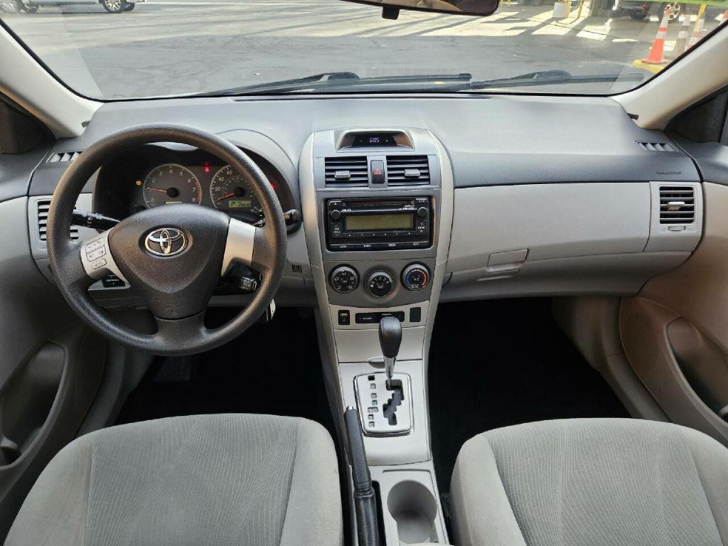 2012 Toyota Corolla Image 22
