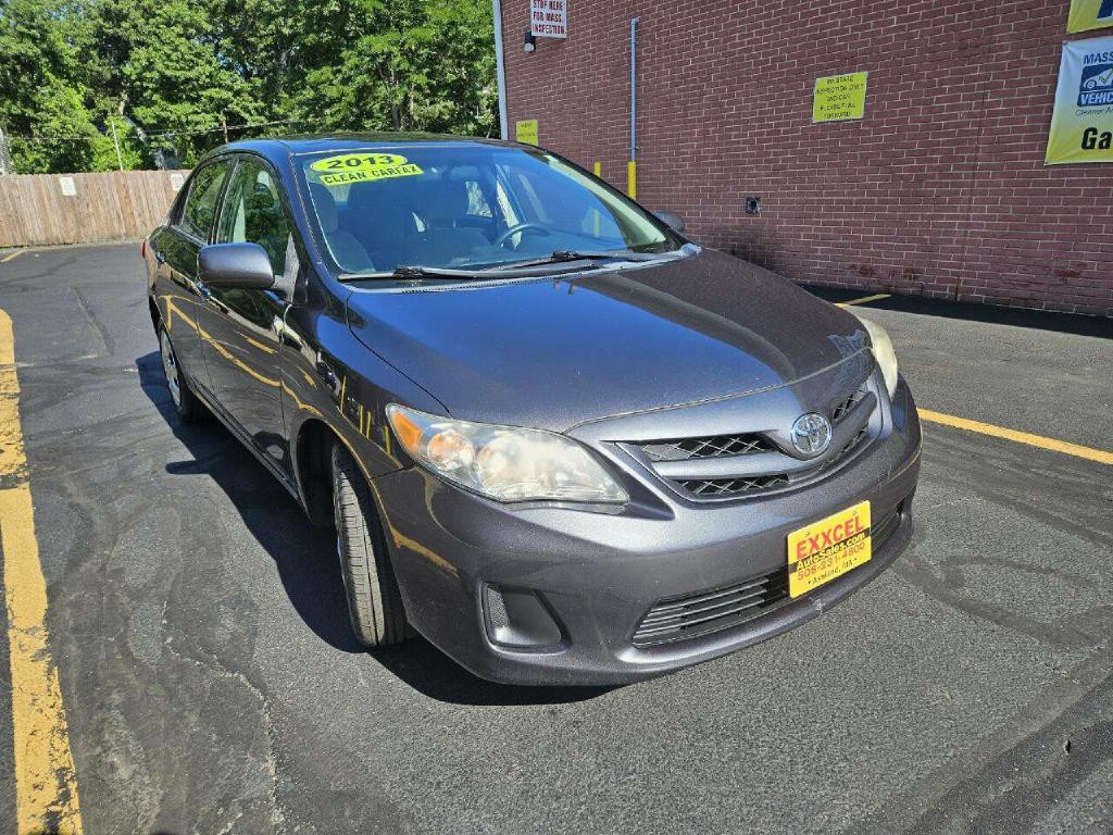 2013 Toyota Corolla Image 1