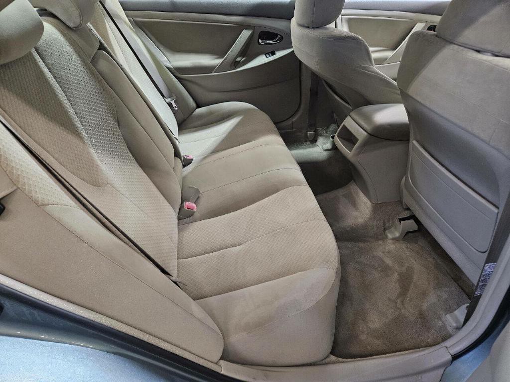 2007 Toyota Camry Image 12