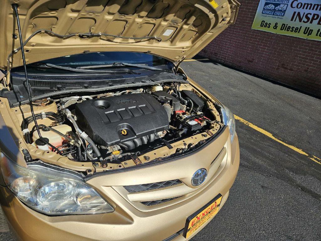 2012 Toyota Corolla Image 7