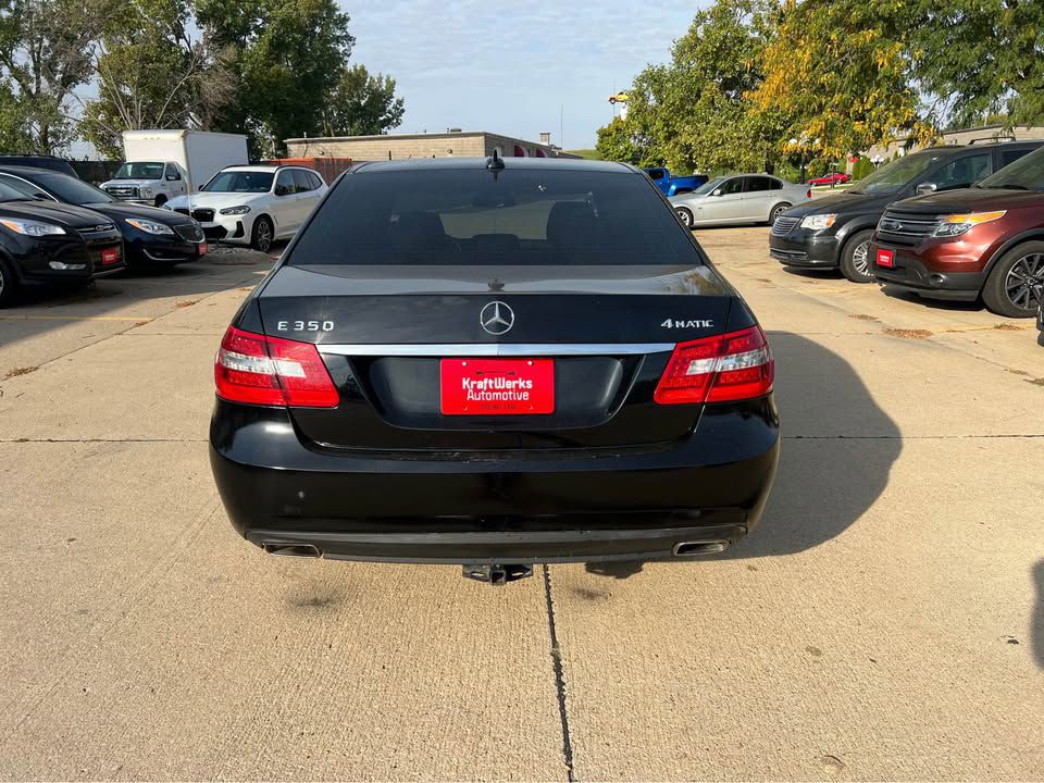 2013 Mercedes-Benz E-Class Image 5