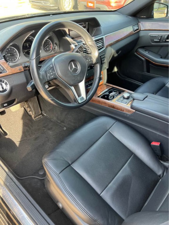 2013 Mercedes-Benz E-Class Image 8