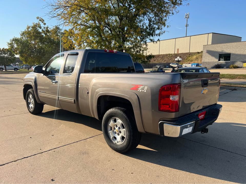 2011 Chevrolet Silverado 1500 Image 6