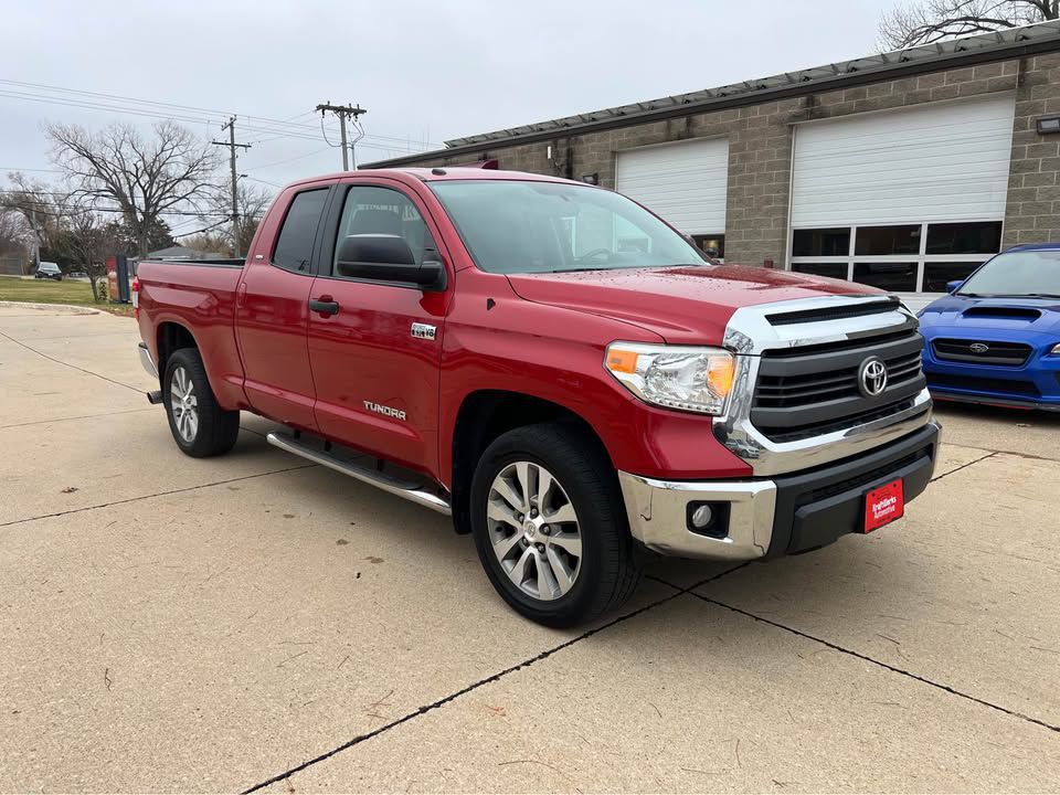 2015 Toyota Tundra Image 3