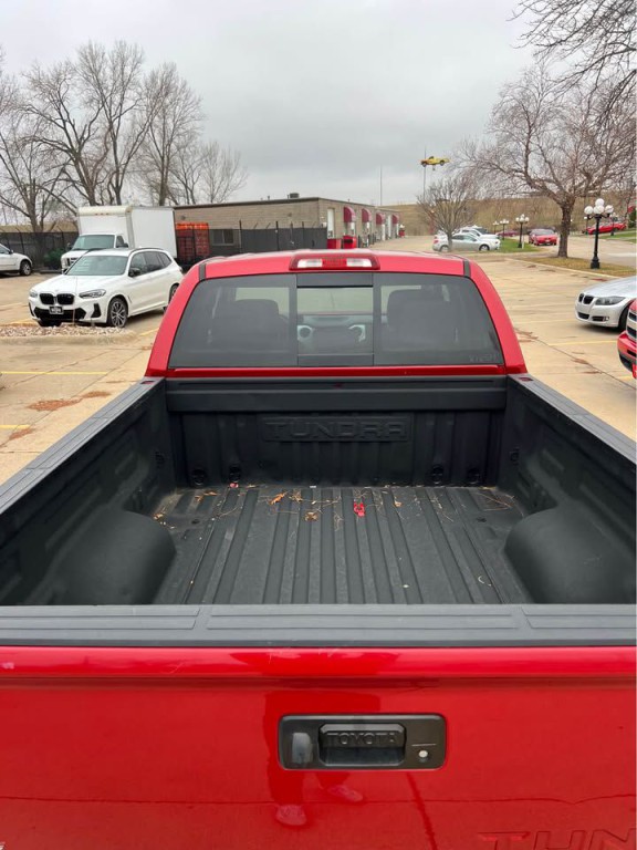 2015 Toyota Tundra Image 10