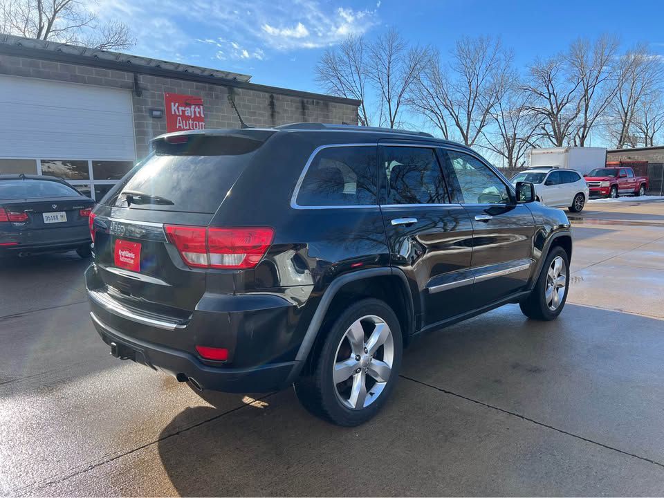 2012 Jeep Grand Cherokee Image 4