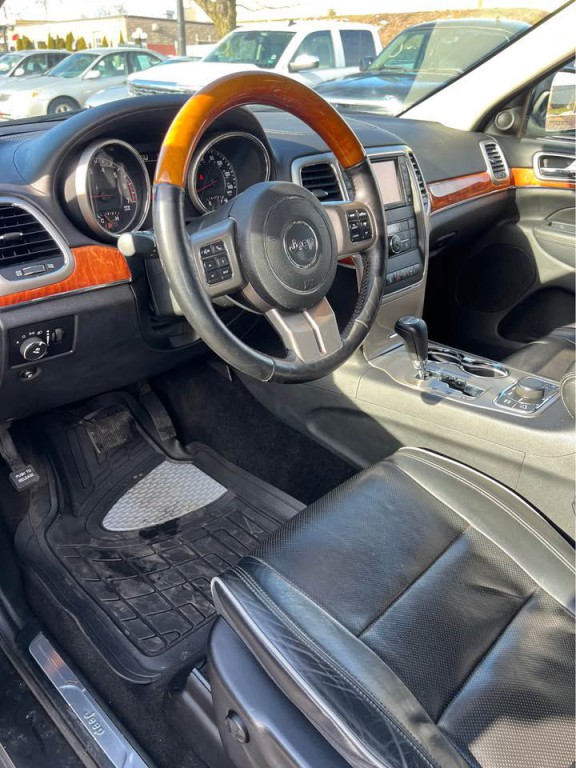 2012 Jeep Grand Cherokee Image 8