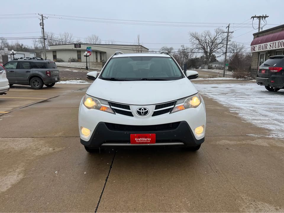 2014 Toyota Rav4 Image 2