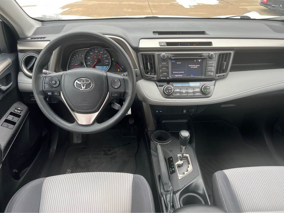 2014 Toyota Rav4 Image 6