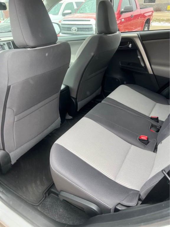 2014 Toyota Rav4 Image 8