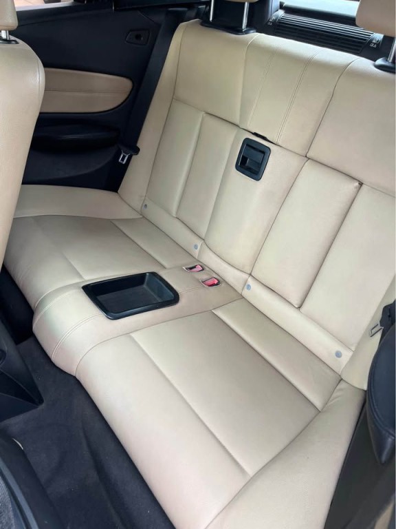 2012 BMW 1 Series Image 10