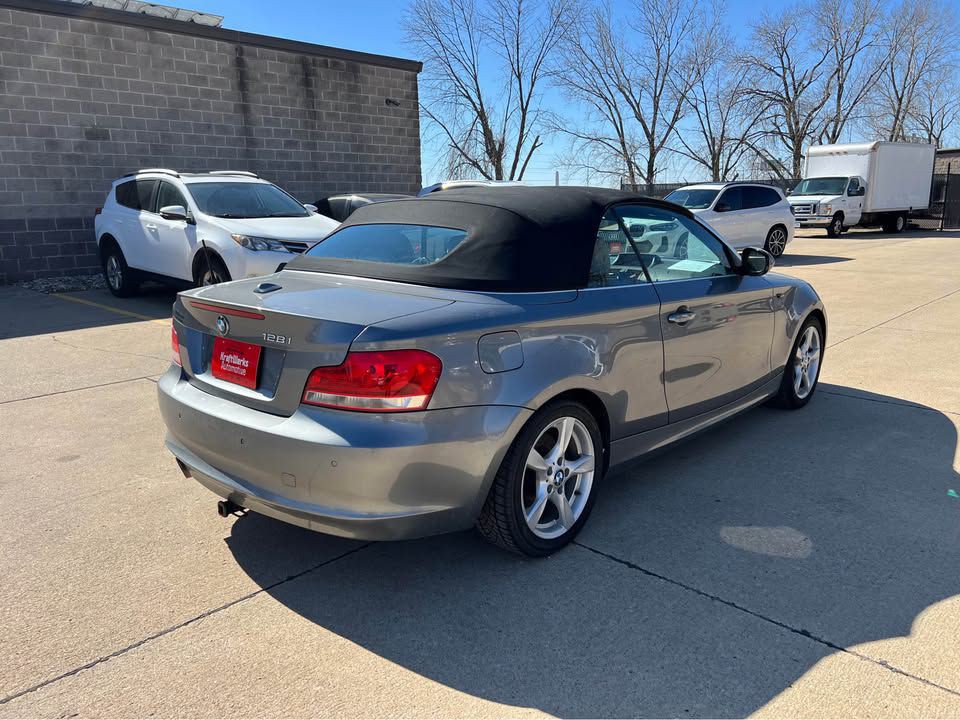 2013 BMW 1 Series Image 5